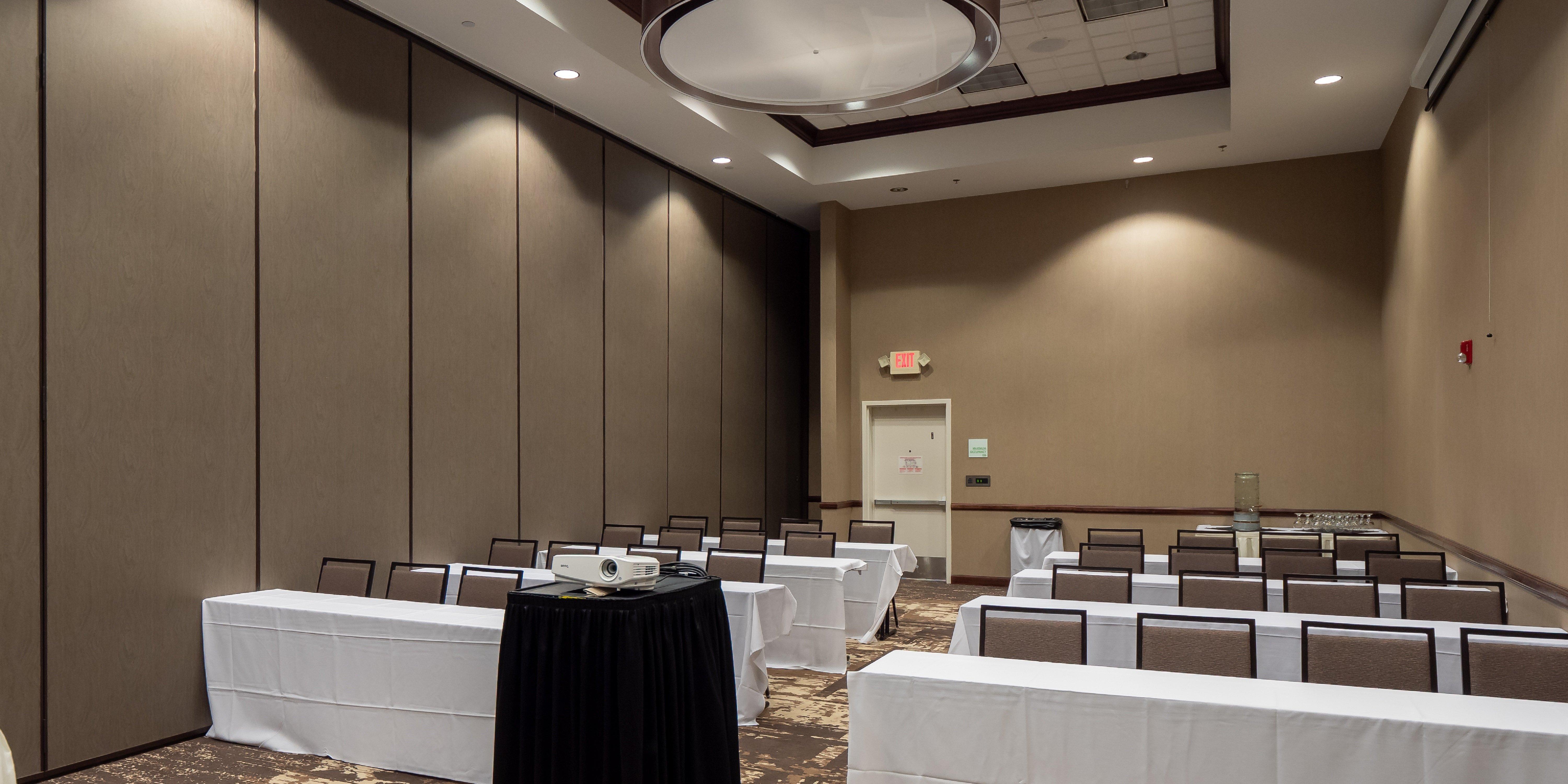 Holiday Inn Conference Center Marshfield, An Ihg Hotel Extérieur photo
